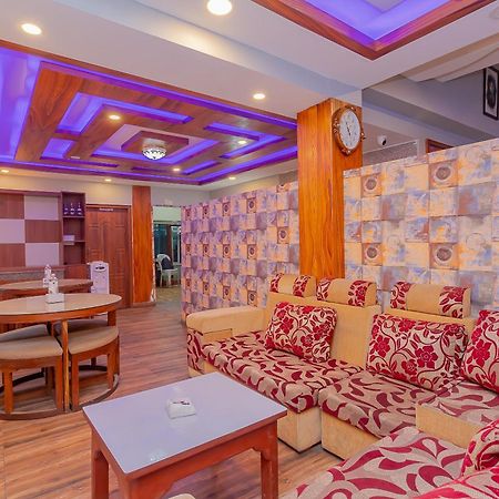 Oyo 799 Hotel Tik Tok Pvt Ltd. Katmandou Extérieur photo