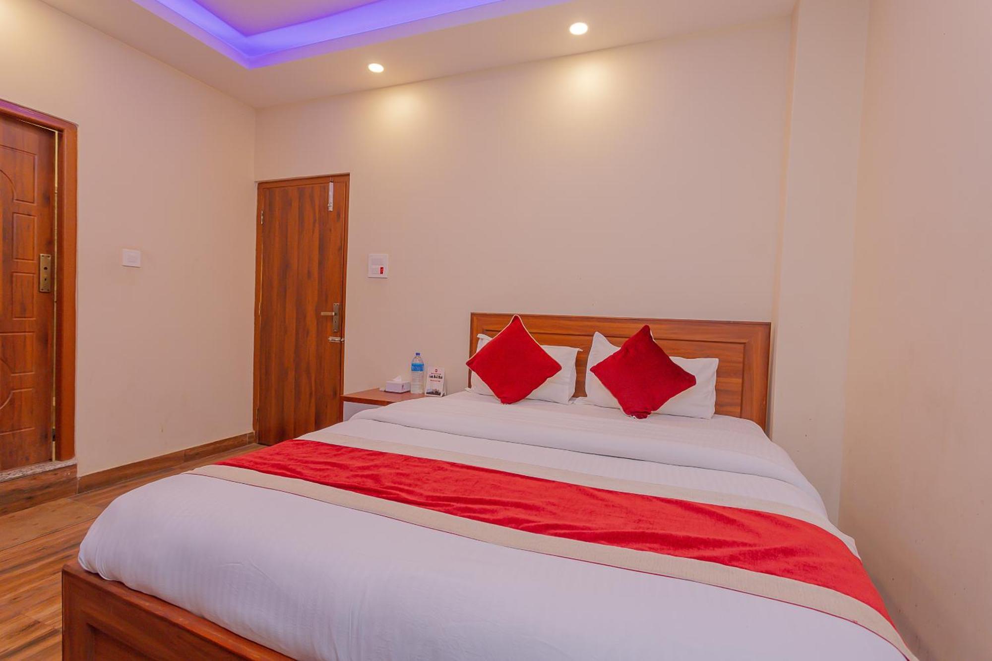 Oyo 799 Hotel Tik Tok Pvt Ltd. Katmandou Extérieur photo