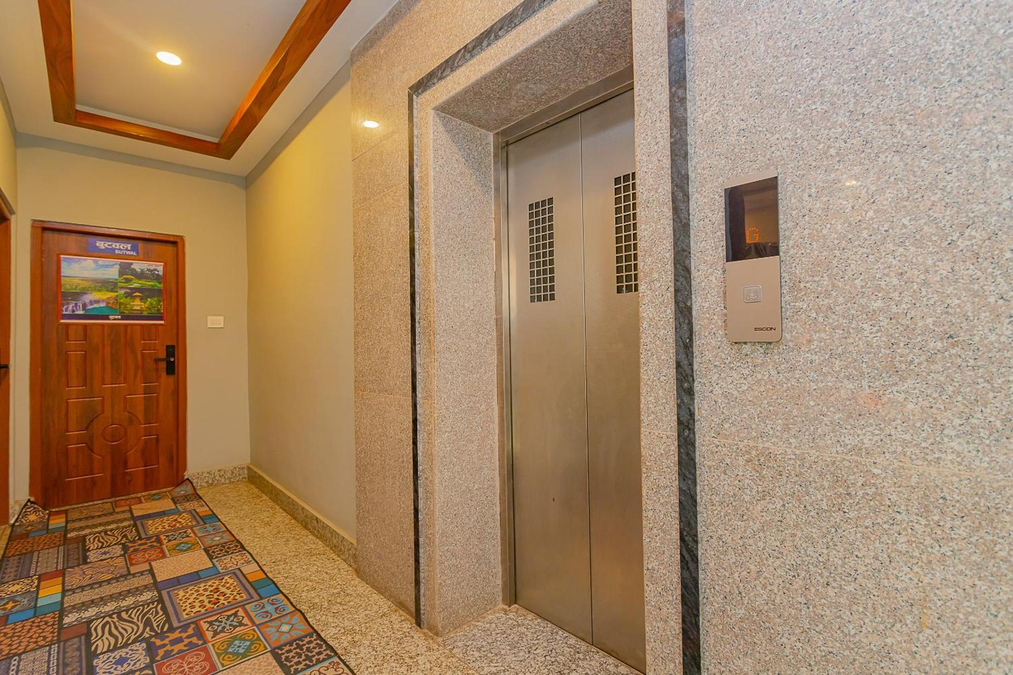 Oyo 799 Hotel Tik Tok Pvt Ltd. Katmandou Extérieur photo