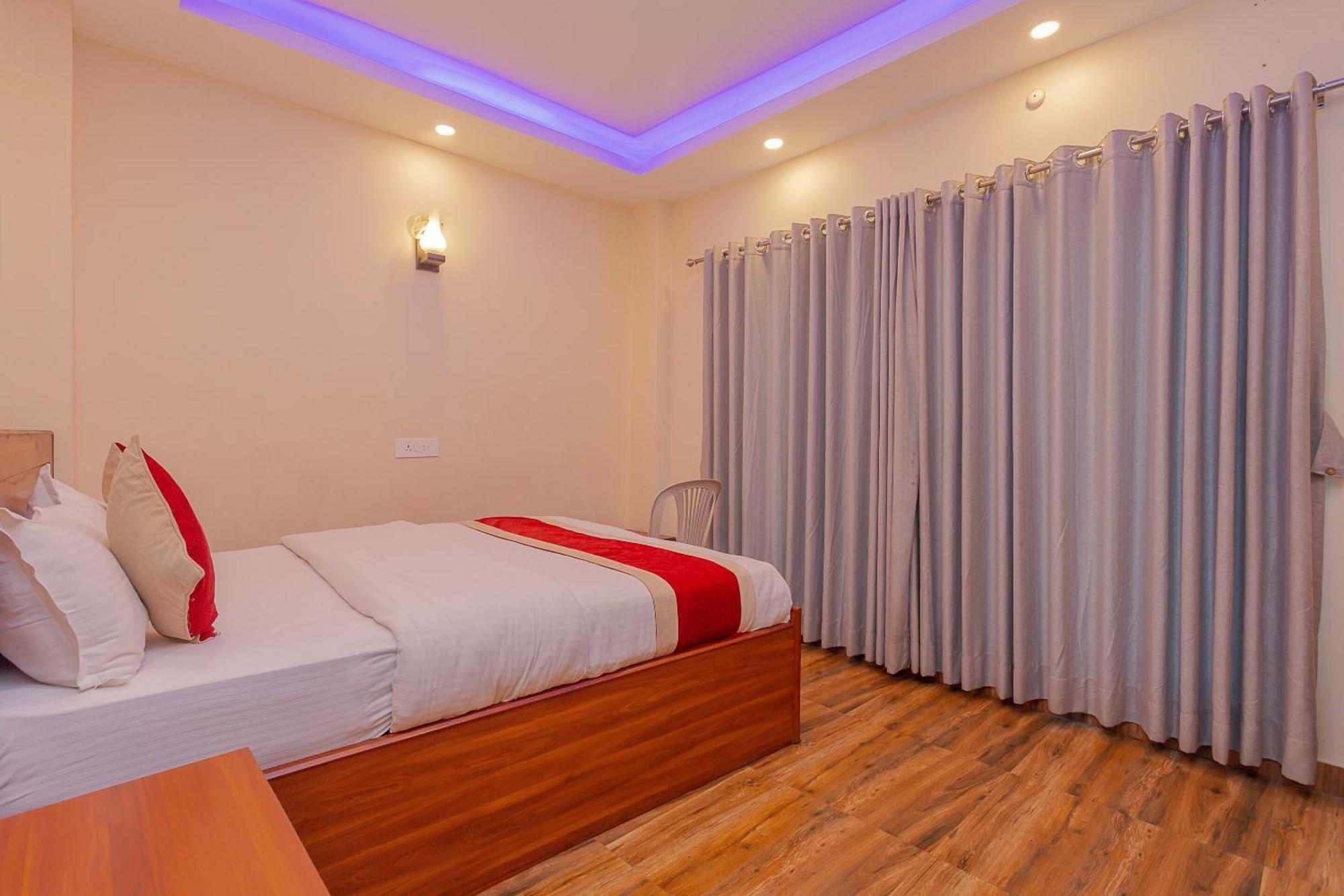Oyo 799 Hotel Tik Tok Pvt Ltd. Katmandou Extérieur photo