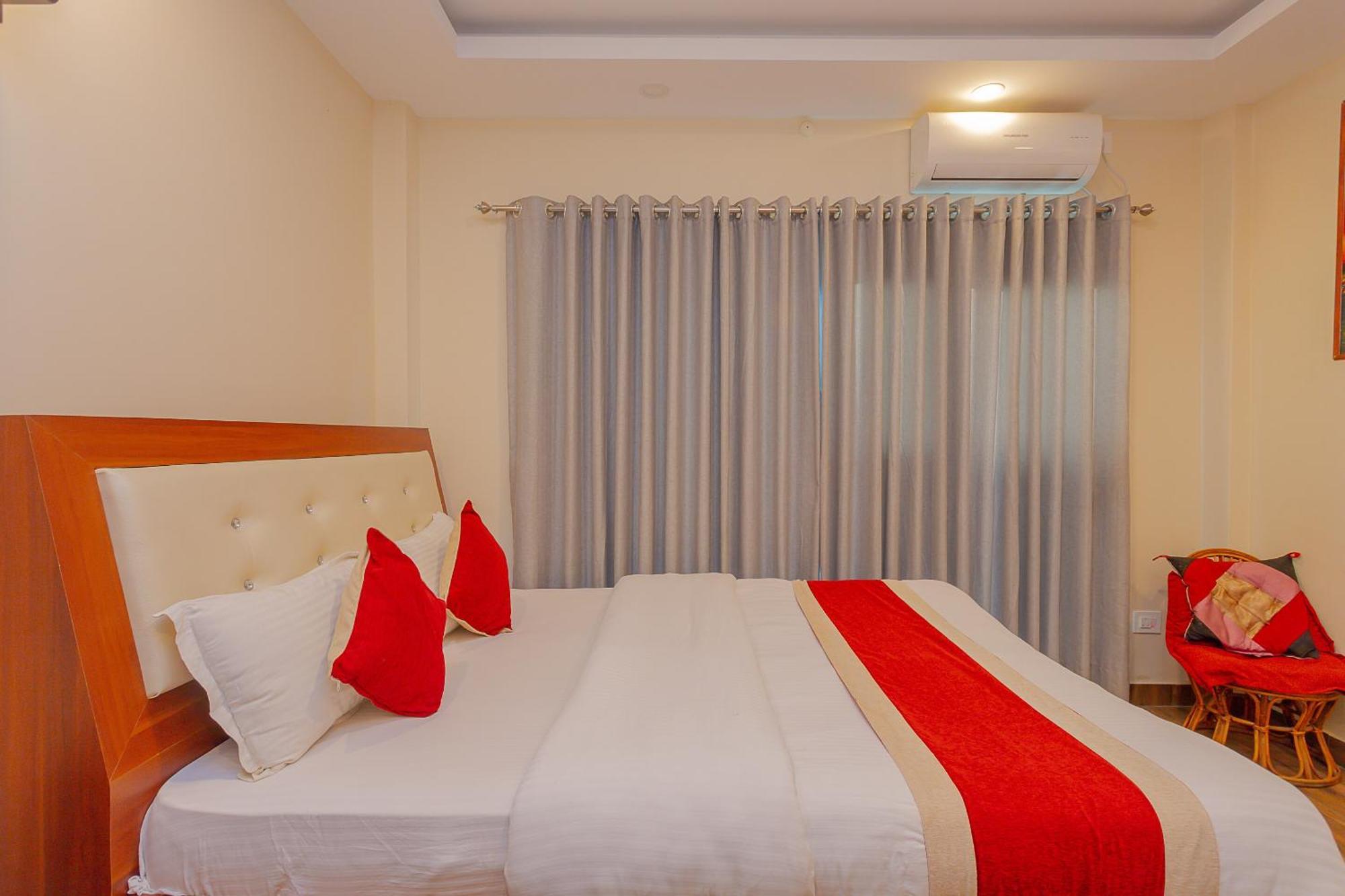 Oyo 799 Hotel Tik Tok Pvt Ltd. Katmandou Extérieur photo