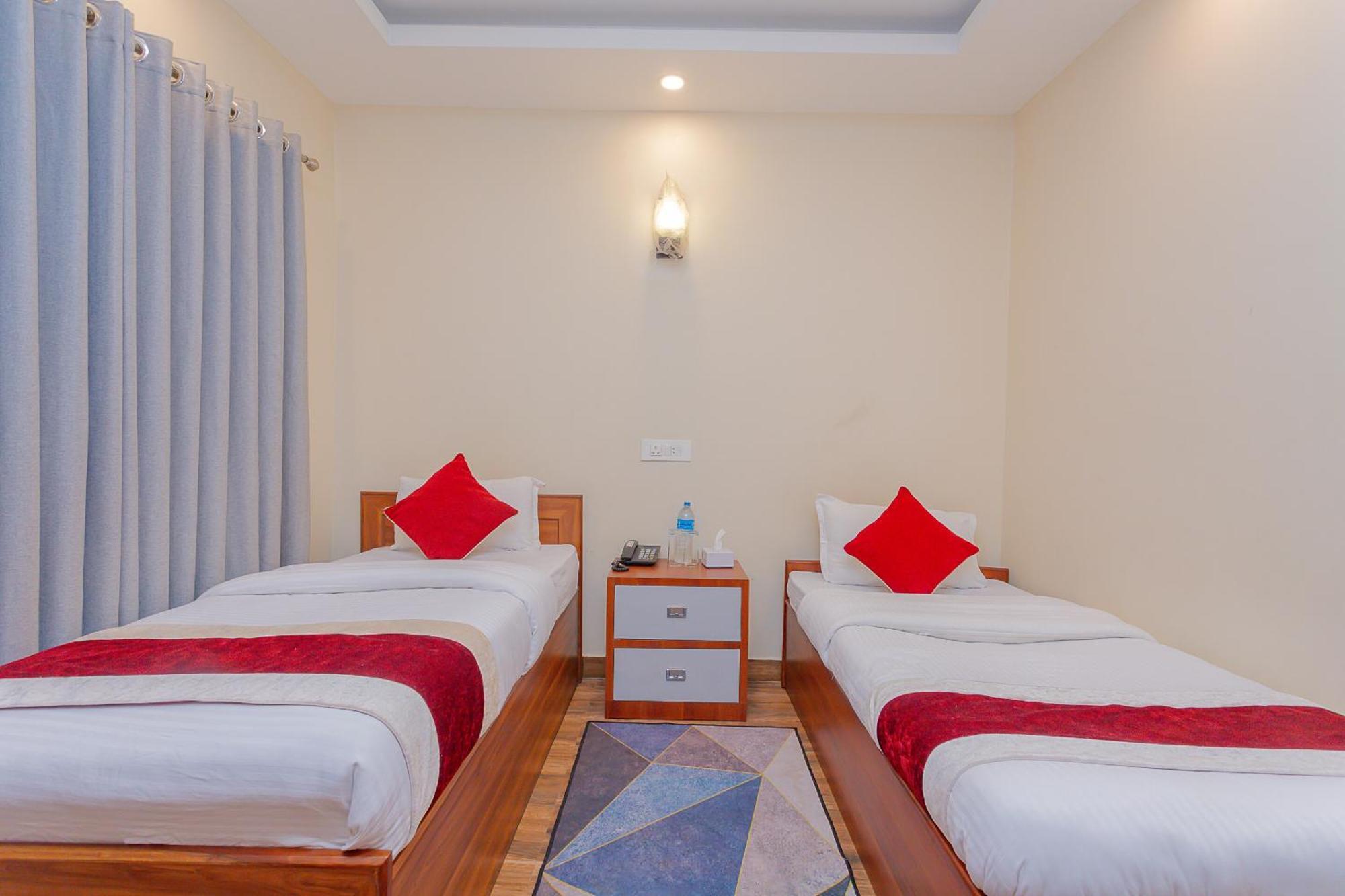 Oyo 799 Hotel Tik Tok Pvt Ltd. Katmandou Extérieur photo