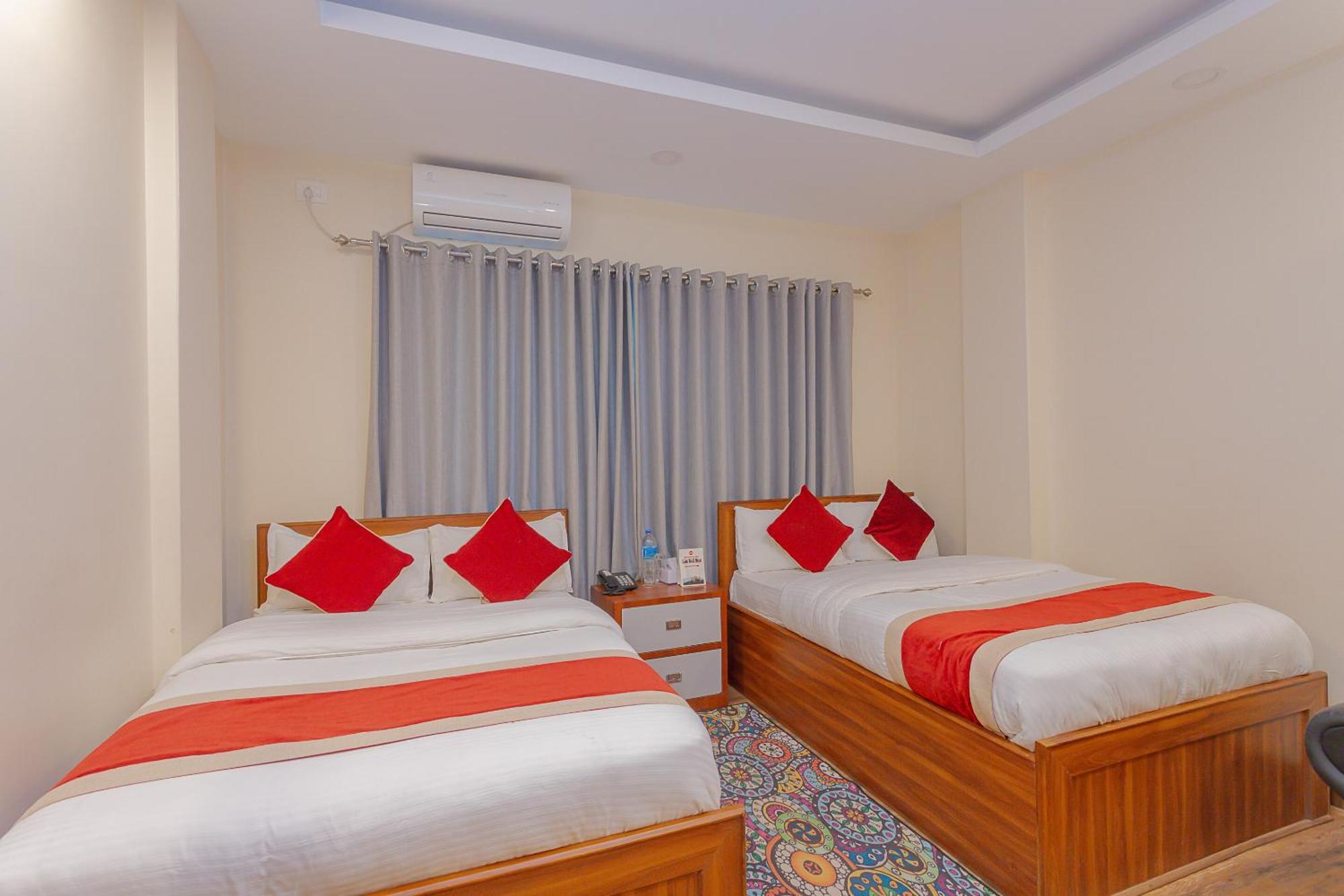 Oyo 799 Hotel Tik Tok Pvt Ltd. Katmandou Extérieur photo