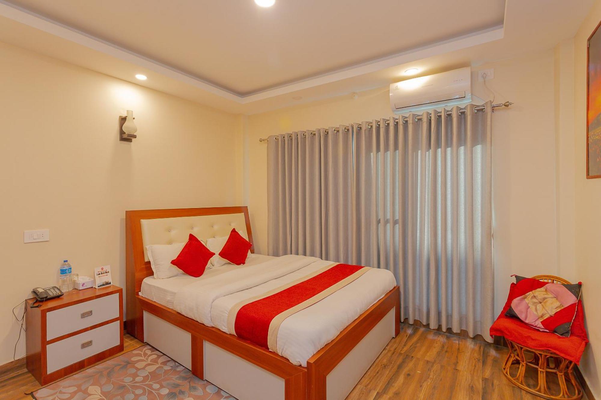 Oyo 799 Hotel Tik Tok Pvt Ltd. Katmandou Extérieur photo